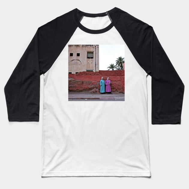 Marrakech - Deux femmes Baseball T-Shirt by rollier